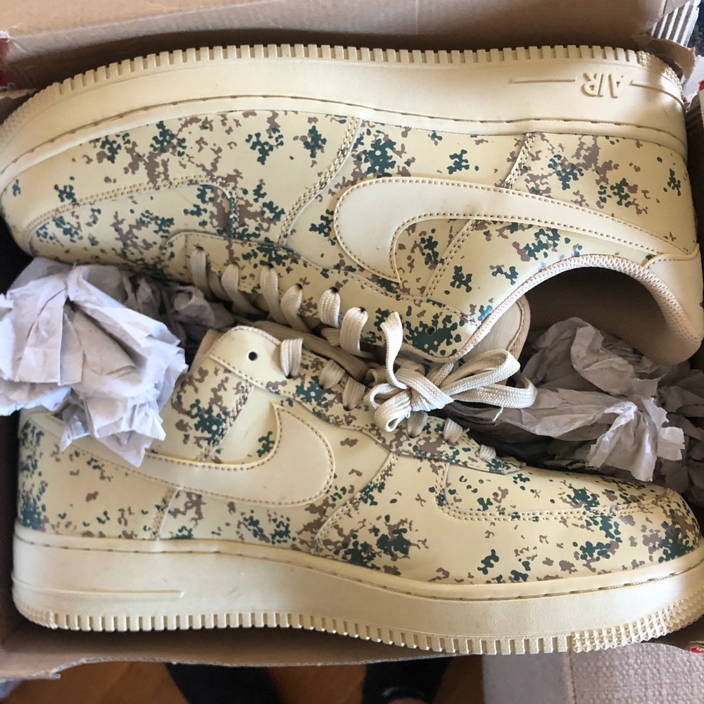Air Force 1 'Gold Reflective Camo' NEW